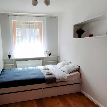 Apartament 4 Os Pomorzany شقة *